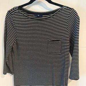 Gap Women’s Modest  Black and White Striped Dress w 3/4 length sleeves